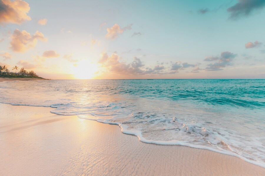 Riviera Glamour: Experience the Elegance of the French Riviera